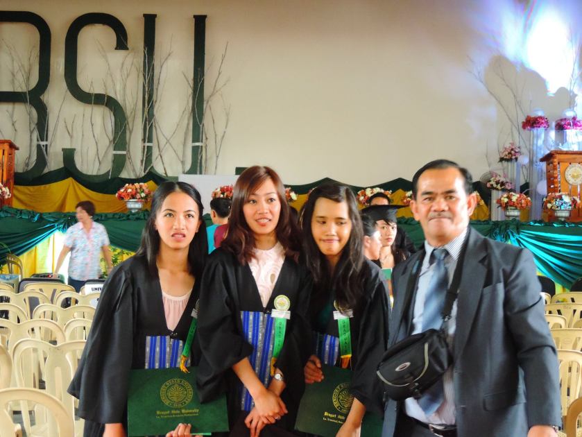 THE 3 TCC SCHOLARS WITH LAKAY GORIO